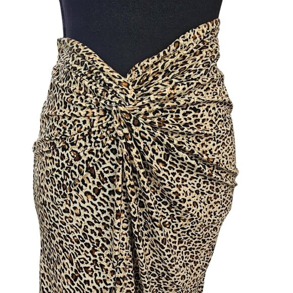 Leopard Print Women's asymmetrical skirt, Size Small, Shein - Picture 4 of 15